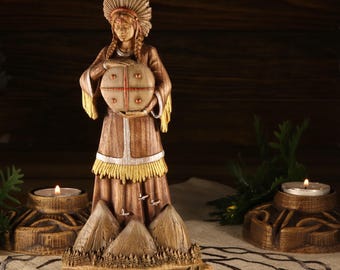 Wooden Mother Earth Goddess Statue: Altar Decor