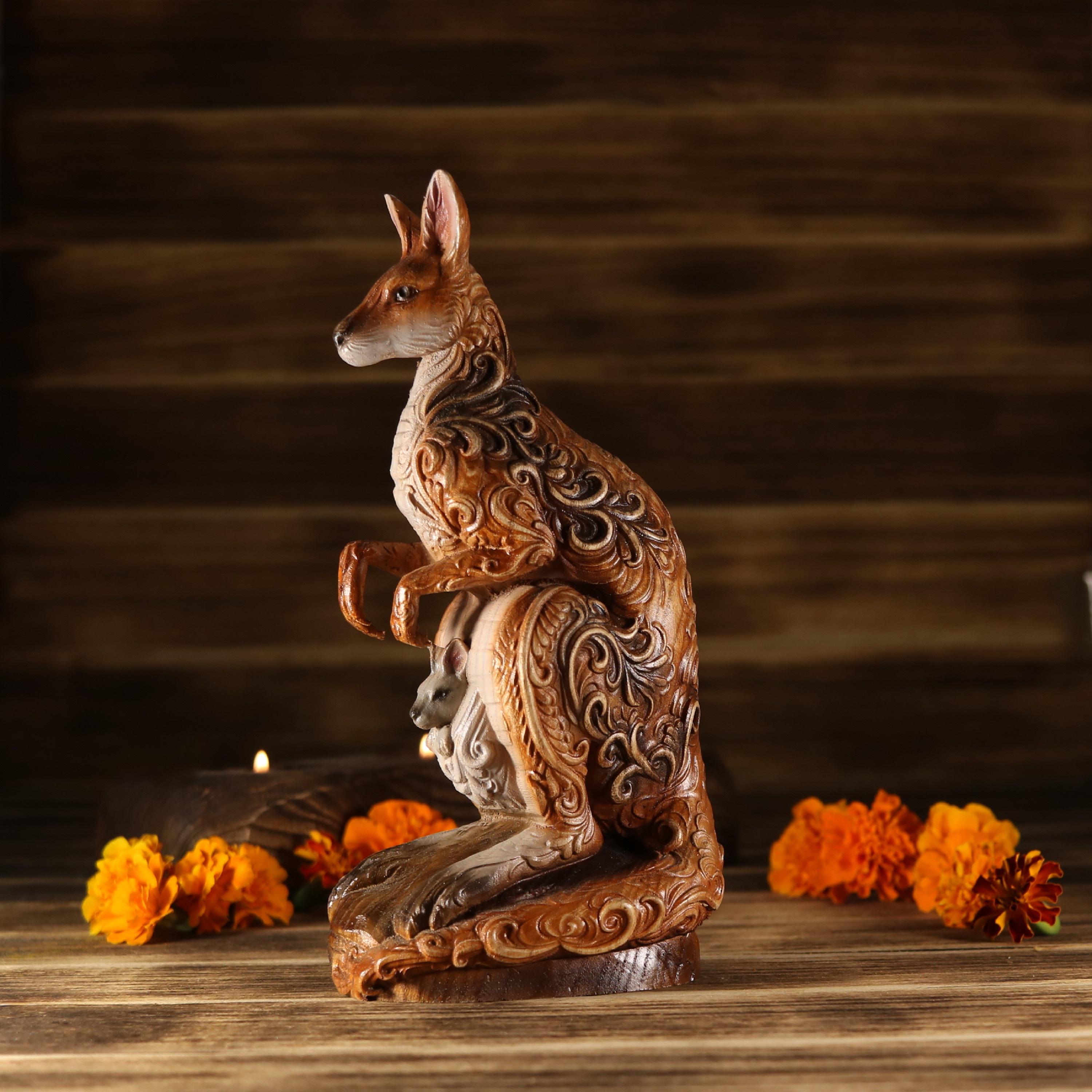 Wood kangaroo statue - Etsy 日本