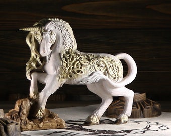 本黒檀ユニコーン 木彫り置物高級インテリア希少 本黒檀 ユニコーン