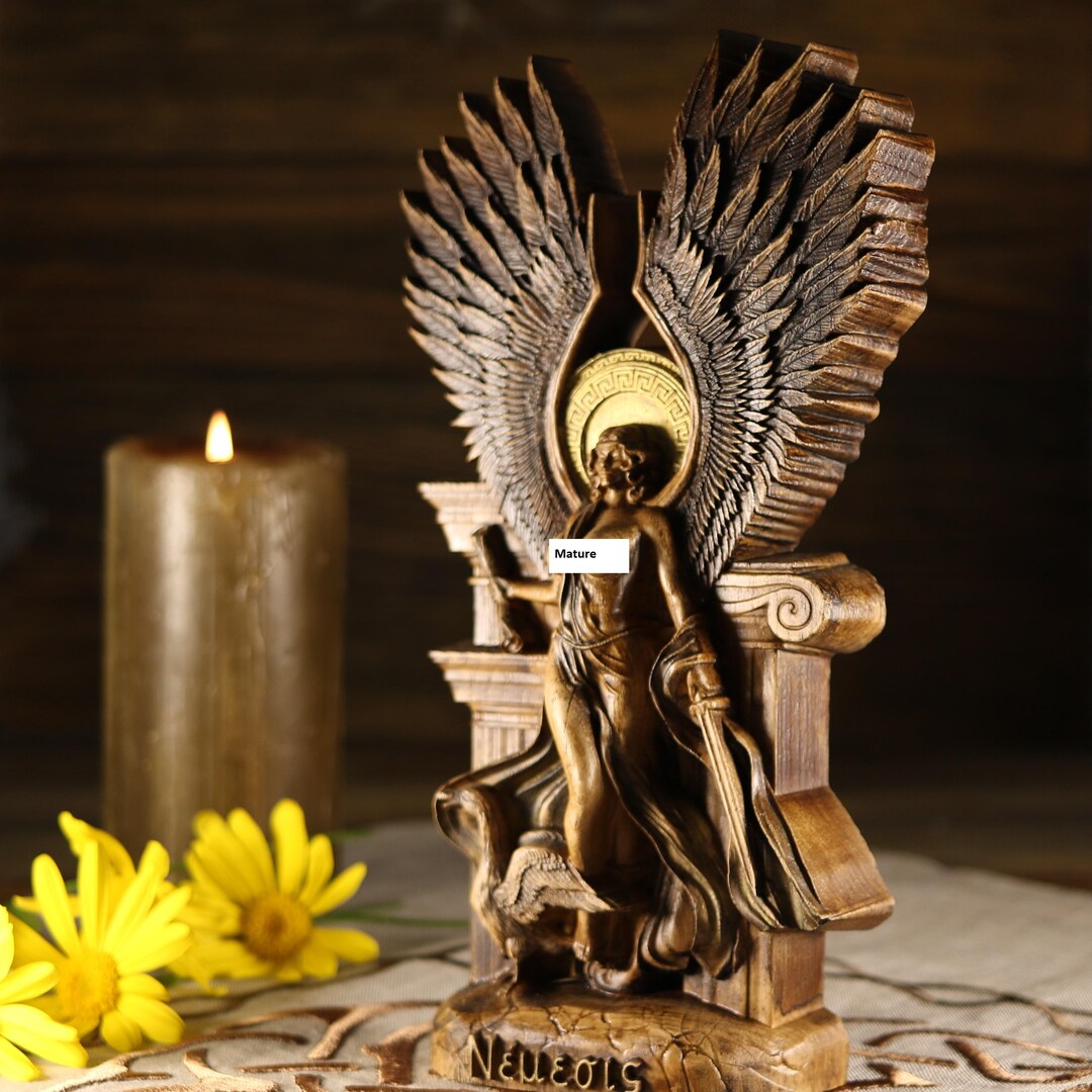 ネメシス像：ギリシャの女神の祭壇芸術 - Etsy 日本