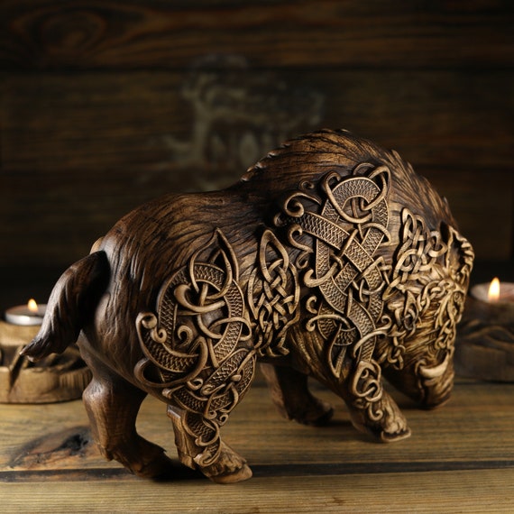 木彫り　猪　イノシシ　大きい 木彫り猪イノシシ大きい