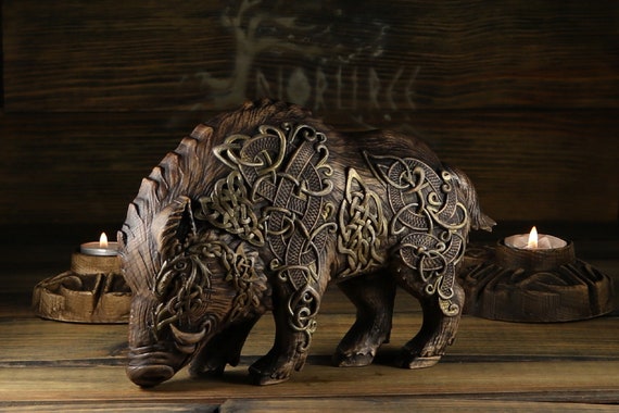 グリンブルスティの猪像：北欧異教の木彫、バイキングの装飾 - Etsy 日本
