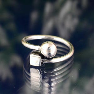 925Sterling Silver balls ring, simple ball ring, adjustable ring, open cuff ring, silver metal ring, stackable minimal ring,  an -uucl