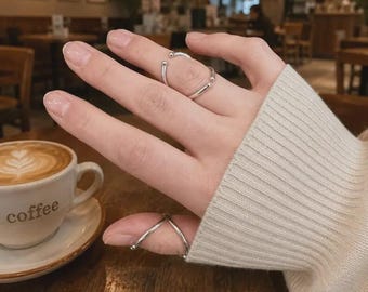 Adjustable Sterling Silver Swan Splint Ring: Handmade Arthritis and EDS Support