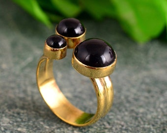 Dainty Black Onyx Ring - Vintage Ring, Gemstone Ring, Gold Victorian Ring, Stacking Ring, Simple Ring, Thin Ring, Gift for Her, Mom Gift