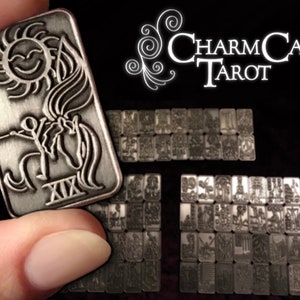Tarot CharmCast -- Ensemble entièrement en métal avec pendentif magnétique