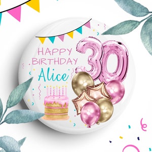 Badge Pin di buon compleanno, sorella, figlia, amica, 16°, 18°, 21°, 20°, 30°, 40°, 50°, Personalizzato Pulsante per feste di compleanno personalizzato UK