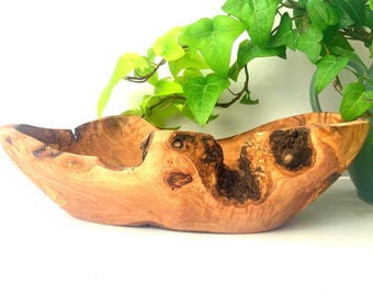Handmade Olive Wood Fruit Bowl: Large Oval Salad Bowl, Centrepiece (30cm)