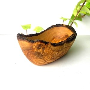 Jabonera Lisa De Madera De Olivo – Madrid
