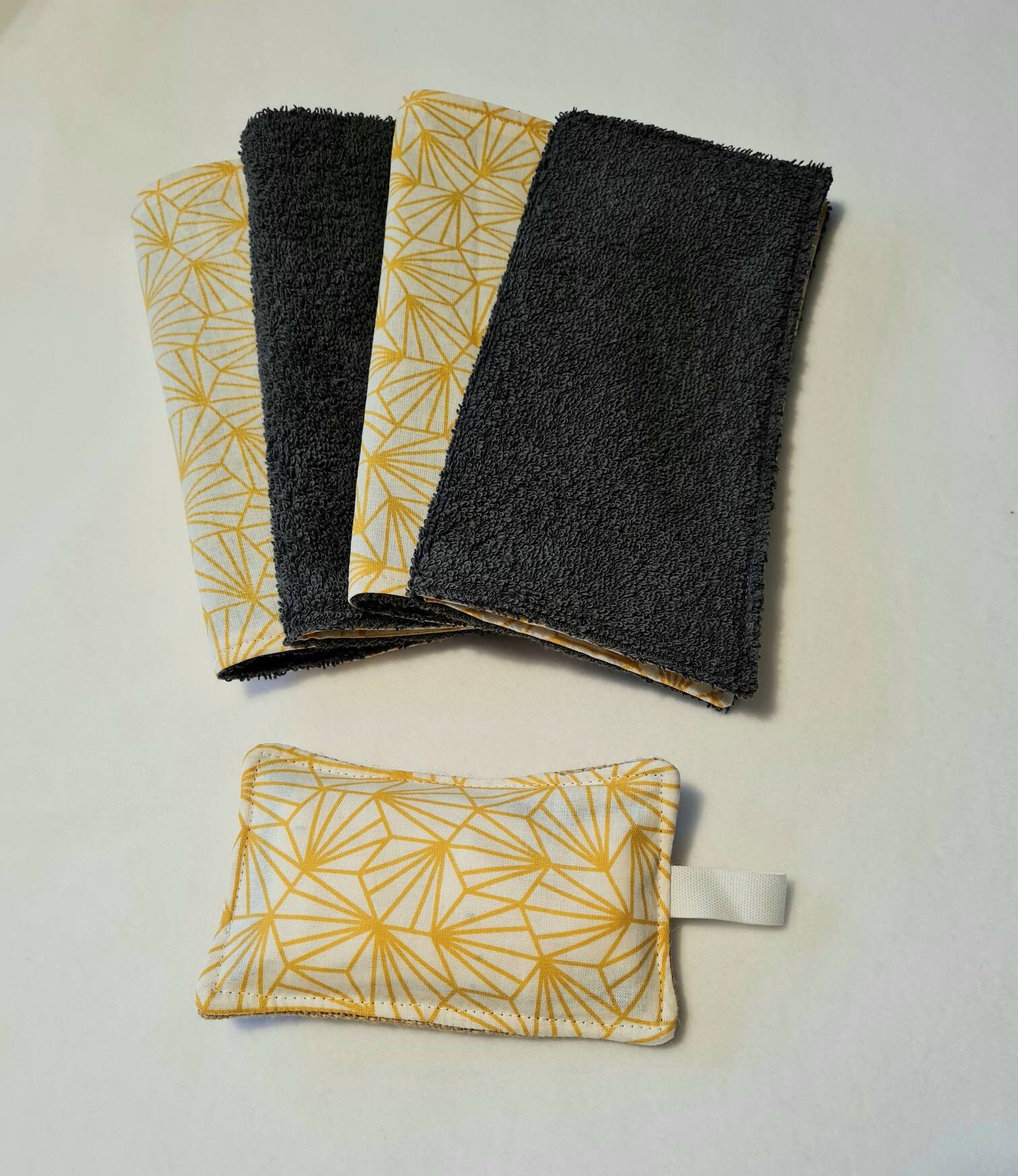 Lot de 4 Essuie-Tout et 1 Éponge en Jute