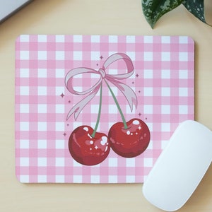 Niedliche Kirschen Print Mauspad, Schreibtisch Accessoires, Co Worker Geschenk, niedliche Mausmatte, lustige Büro Geschenke, Arbeit Bestie Geschenk, Kollegen Geschenke