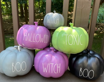 Halloween decor - Halloween Pumpkin - farmhouse Halloween - pumpkin - outdoor Halloween decor - farmhouse style - Halloween display