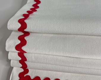 Store romain en lin personnalisé avec bordure en crémaillère rouge - Parure de fenêtre 100 % lin - Blanc avec ruban rouge ondulé - Mécanisme à chaîne - Fabriqué sur commande