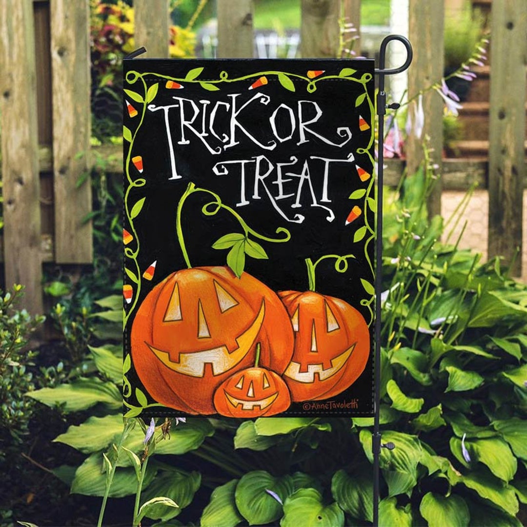 Halloween on sale garden flags