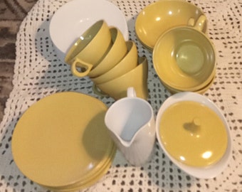 Vintage Yellow-Gold and White Melmac Dishes