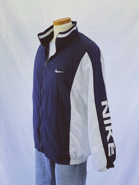 nike windbreaker coat