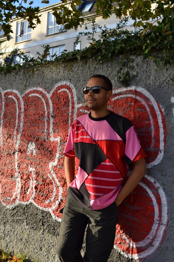 Patchwork T-shirt - Upcycled T-shirt - Pink Red & Black T-shirt - Etsy