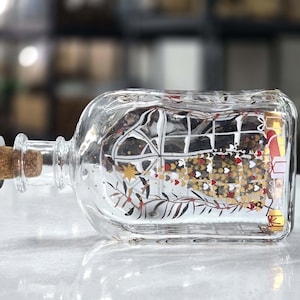 素敵な Holmegaard 2010 クリスマスボトル、季節限定酒デカンタ、クリスマスツリー付きヴィンテージ大人用アドベントカレンダーボトル