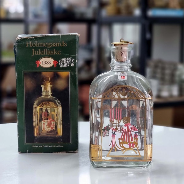 Pretty Holmegaard 1989 Christmas bottle,  seasonal liquor decanter, vintage adult advent calendar bottle, traditionel Scandinavian hygge