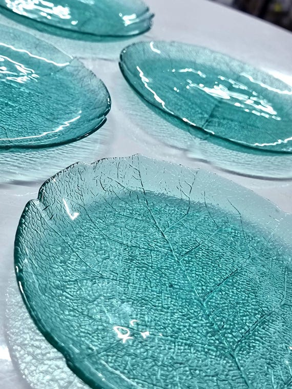 Set of Green 'aspen Leaf' Glass Plates by Arcoroc, French 70s