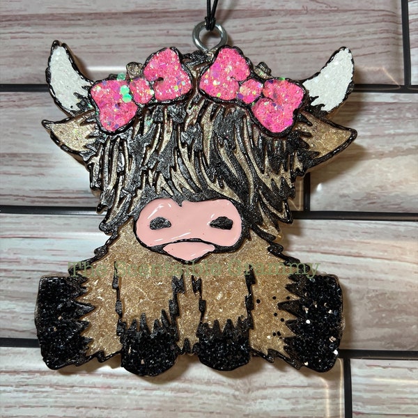 Ambientador grande para coche "Vaca de las Tierras Altas con Lazos" Aroma Bead Farm
