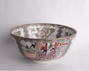 Rose Medallion Bowl Famille Rose Asian import 9 inches wide perfect decor item