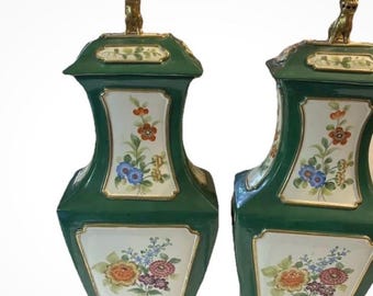 Chelsea House Lidded Vases Lidded Urns Pair of vases Foo Dig finial port royal Chelsea house