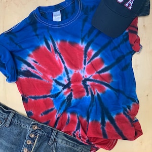 USA Tie Dye Shirt / REd weiß-blaues Tie Dye Shirt / Unabhängigkeitstag Shirt