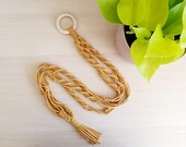 Twisting Macrame Plant Hanger