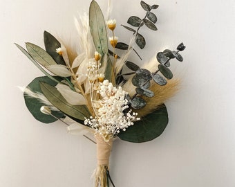 Olive + Eucalyptus Dried Flower Boutonniere/ Wedding Flowers/ Groom and Groomsmen/ Dried Flowers