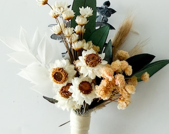 White and Greenery Wildflower Boutonniere/ Wedding Flowers/ Groom and Groomsmen/ Dried Flowers