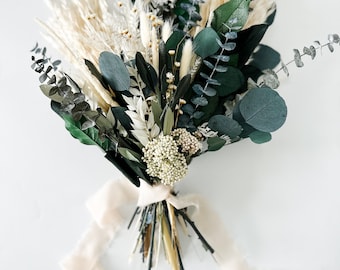 Medium Olive, Eucalyptus + Pampas Grass Bouquet/ Wedding flowers/ Bud vase