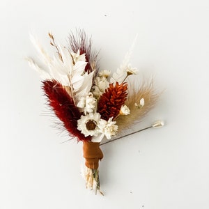 Rust Wildflower Boutonniere/ Wedding Flowers/ Groom and Groomsmen/ Dried Flowers