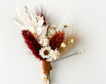 Rust Wildflower Boutonniere/ Wedding Flowers/ Groom and Groomsmen/ Dried Flowers