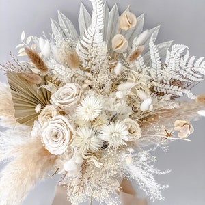 Dried pampas grass bridal bouquet/ Bride and Bridesmaids/ Dried Flower Bouquet/ Wedding Flowers