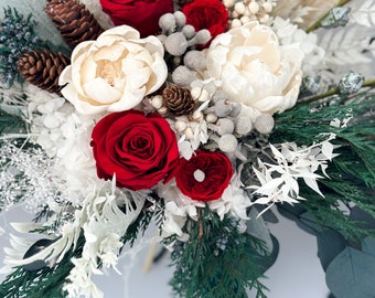 Red + White Dried Flower Winter Bouquet/ Bride and Bridesmaids/ Dried Flower Bouquet/ Wedding Flowers