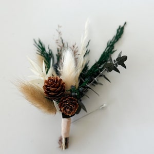Juniper + Pine Cone Boutonniere/ Wedding Flowers/ Groom and Groomsmen/ Dried Flowers