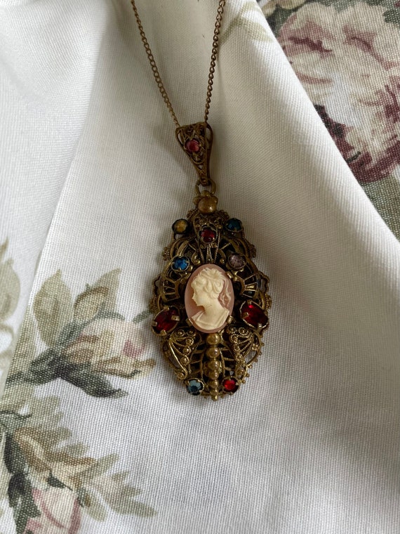 Vintage c.1930s/40s Czech Glass Cameo Necklace - image 4