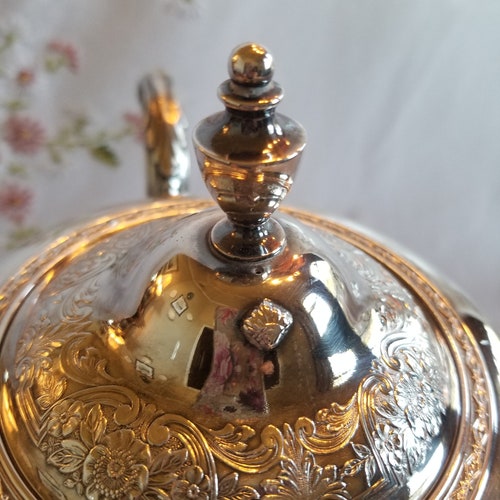 Wilcox International PAISLEY #7032 shops Silver-Plated Coffee Pot Circa 1920's