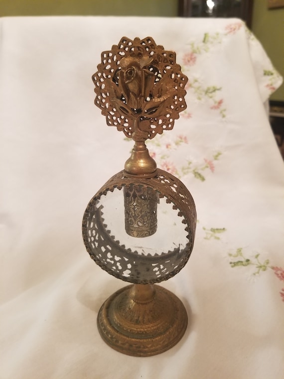 Vintage Ormolu Filigree Rose Vanity Perfume Bottle