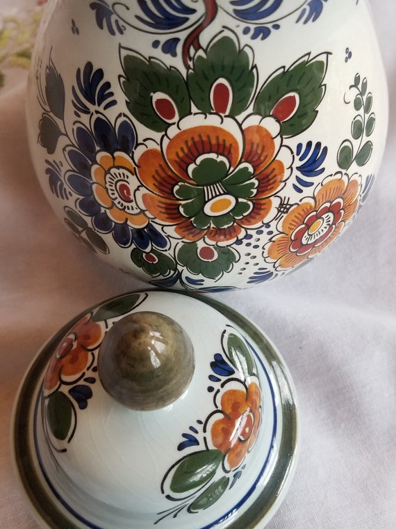Antique DELFT Holland large polychrome tobacco jar. Marked