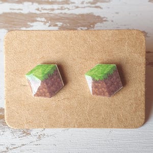 Super Mario mushroom earrings, video game earrings, gift ideas for Gamer