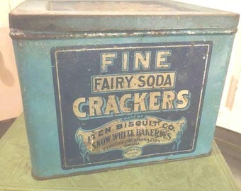 Antique Fine Fairy Soda Crackers Tin