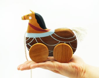 Personalized Wooden Horse Pull Toy - Ideal for 1-3 Year Olds - Classic Horse Figurine, Wood Toy on Wheels for Boys and Girls