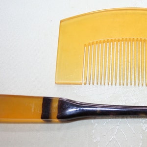 Boxed Vintage Japanese Kanzashi Kogai and Kushi Set