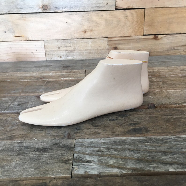 Stylish Wooden Shoe Display Mold