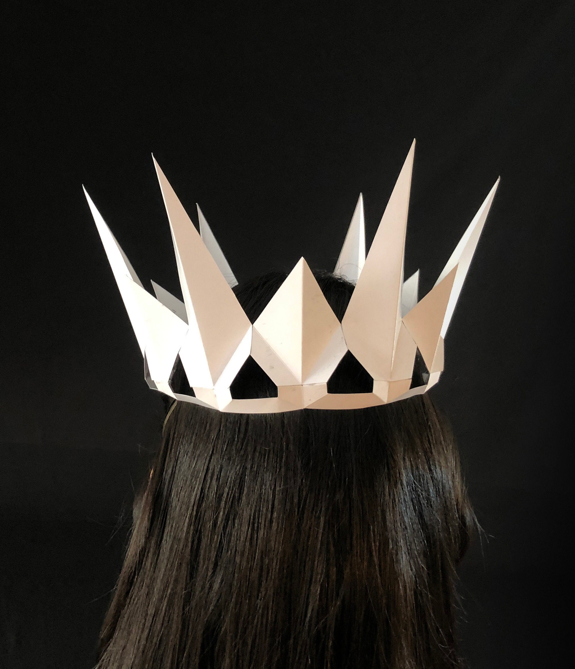 How to Make a Paper Crown : 11 Steps (with Pictures) - Instructables