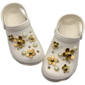 Daisy&Pearls 14pcs shoes charm / Luxury charm for crocs / Gift for mom / Christmas gift/ Flower crocs Accessories image 4