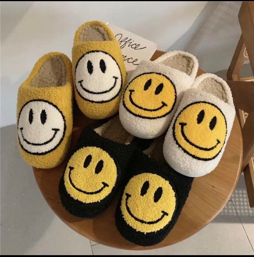 Happy face Slippers / Personalized Shoe Dust Bag / Indoor Slippers / …