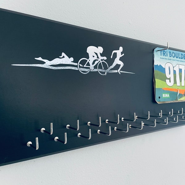 Triathlon Medal Holder / Hanger, gray or black with "triathlon logo" vinyl, 21 hooks and BIB holder